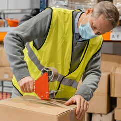 Безопасность продукции и упаковки в соответствии с техническими регламентами Таможенного союза