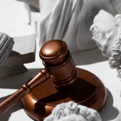 Судебные процессы и взыскание убытков: правовые аспекты и процедуры